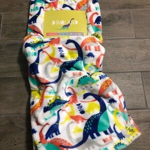 NWT dinoland  oversized Dinosaur plush Throw 50"x70" bright colors comfy cozy
